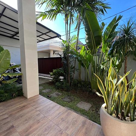 Villa Makmur เกอโรโบกัน ภายนอก รูปภาพ