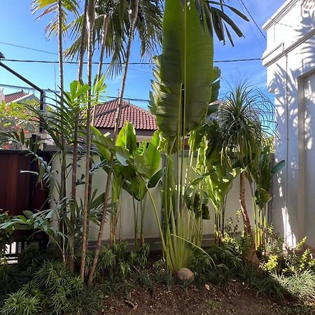 Villa Makmur เกอโรโบกัน ภายนอก รูปภาพ