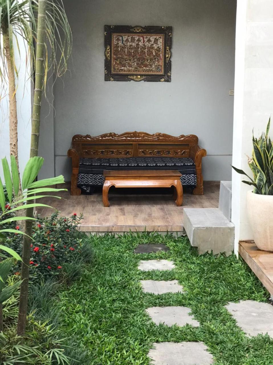 Villa Makmur เกอโรโบกัน ภายนอก รูปภาพ