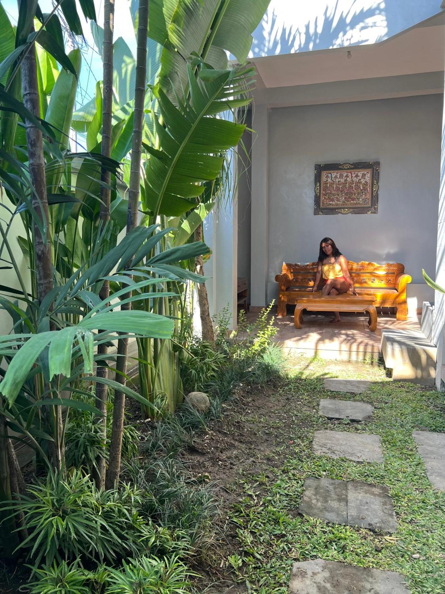 Villa Makmur เกอโรโบกัน ภายนอก รูปภาพ